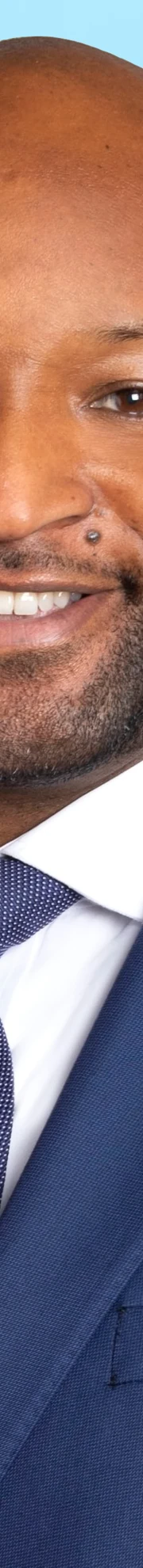 Michael Lewis Headshot